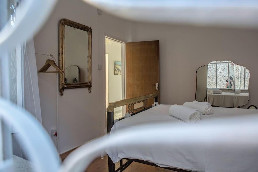 Templar Guesthouse ファマグスタ エクステリア 写真