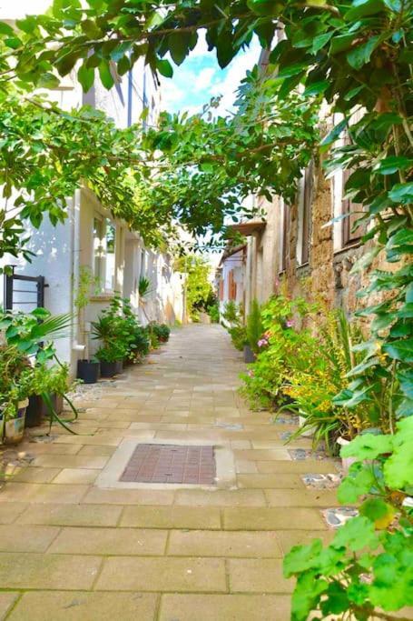 Templar Guesthouse ファマグスタ エクステリア 写真